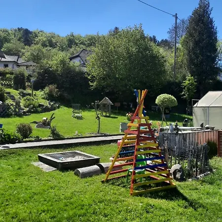 Homestay Gaestehaus Fichtenwaeldche *