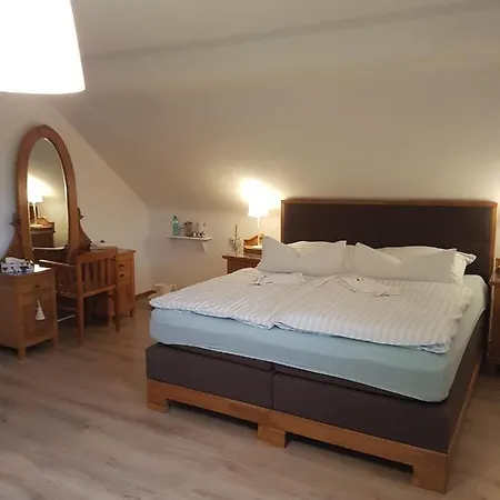 Δωμάτια σε οικογενειακή κατοικία Gaestehaus Fichtenwaeldche *