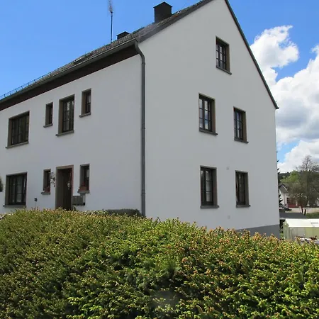 בית אירוח Gaestehaus Fichtenwaeldche קלברג