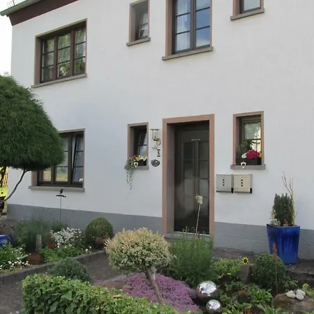Homestay Gaestehaus Fichtenwaeldche Kelberg