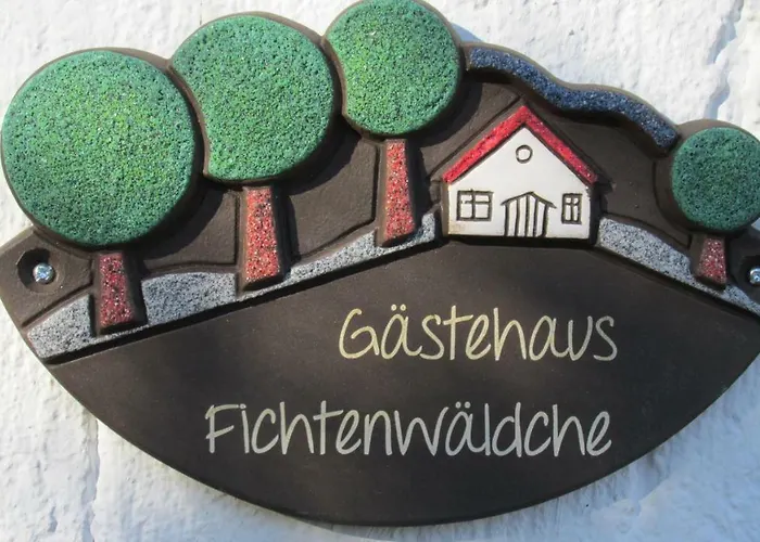 Gaestehaus Fichtenwaeldche בית אירוח קלברג